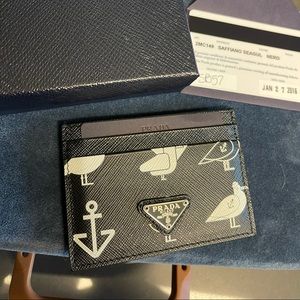 Road Black Saffiano Leather With Seagull Print